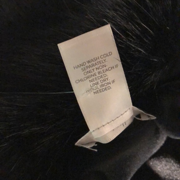 JJill Warm & cozy winter hats NWT OS gorgeous!!! - Picture 8 of 9